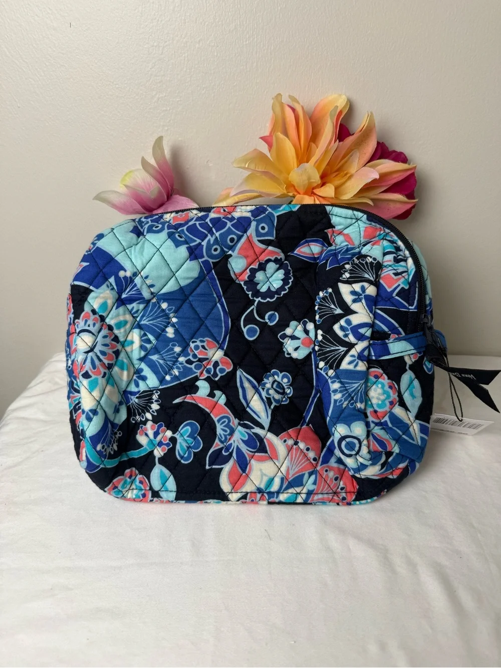 NWT Vera Bradley Lotus Flower Swirl Large Cosmetic Retired Pattern
